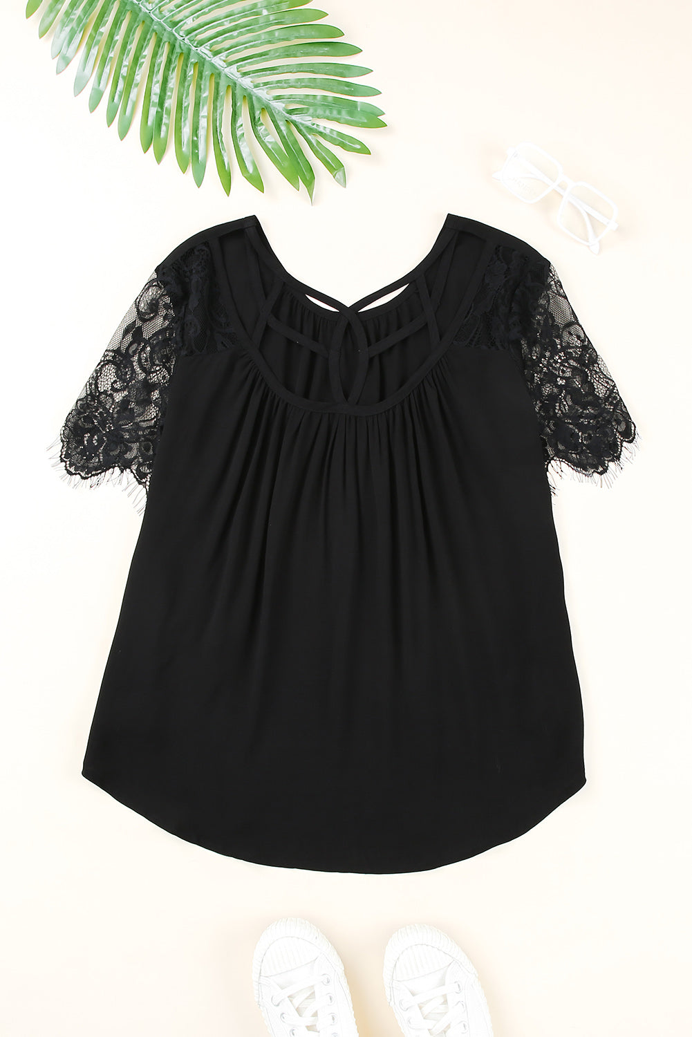 Strappy Neck Spliced Lace Eyelash Trim Blouse